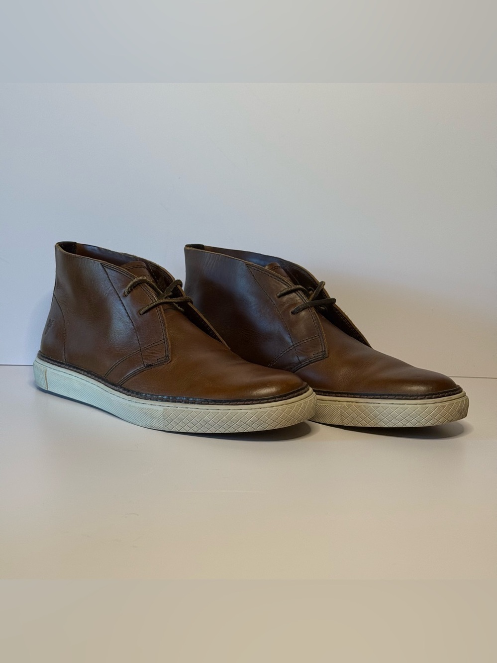 Frye Essex Chukka Shearling Boots | Men's 10 | Cognac Leather